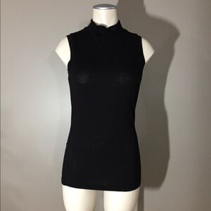 🌸 Papaya Black Sleeveless Mock Neck Fitted Top S